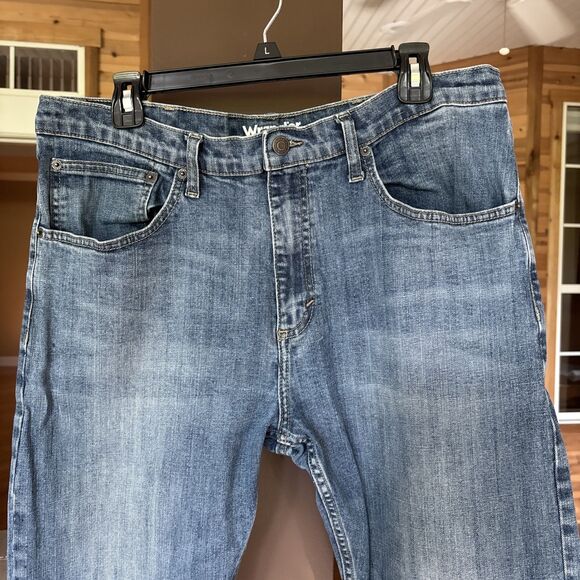 Wranglers Jeans Men 36x30 Regular Tapered Denim Blue Work School Casual Ranch - Picture 2 of 8